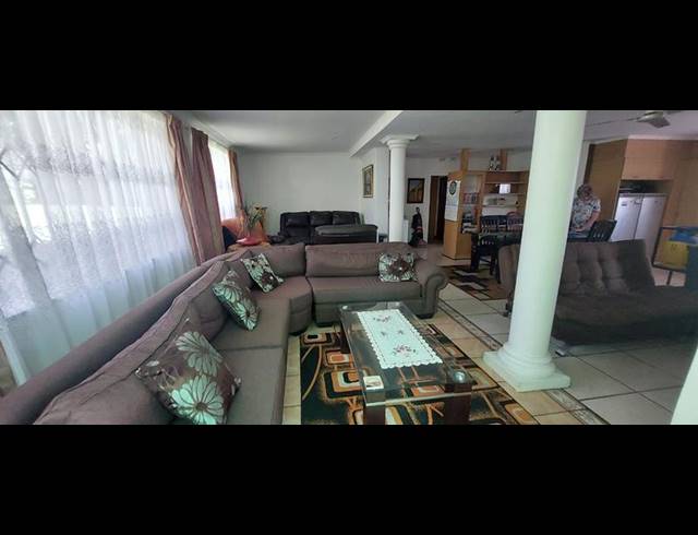 5 BEDROOM HOUSE FOR SALE IN KIBLER PARK